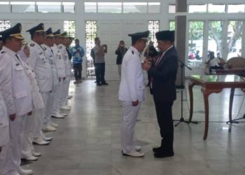 Bupati Garut Lantik 16 Camat dan 21 Sekmat di Pendopo, Berikut Daftarnya