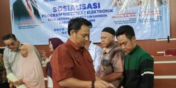 Wakil Ketua  DPRD Kabupaten Bandung  Akhiri Hailuki Buka Posko Pengaduan Masalah Pertanahan