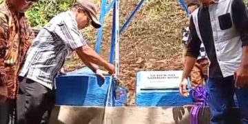 Kades Bumiwangi Lukmanul Hakim, Resmikan Sumur Bor untuk Warga Wujudkan Akses Air Bersih