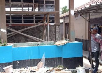 Disdik Purwakarta Monitoring Pembangunan  Sekolah