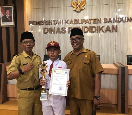 Nathan, Siswa SDN ADETEK Arjasari Juara 1 OSN IPS Tingkat Kabupaten Bandung