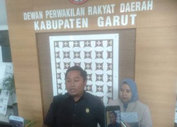 Lakukan Aksi Walk Out di Sidang Paripurna DPRD Garut, Fraksi PDIP Berikan Alasan Ini
