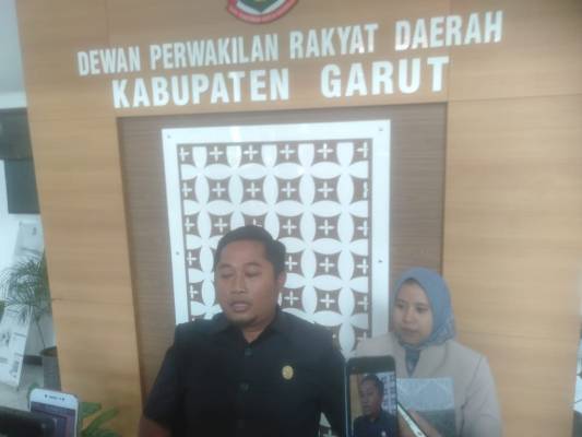 Lakukan Aksi Walk Out di Sidang Paripurna DPRD Garut, Fraksi PDIP Berikan Alasan Ini