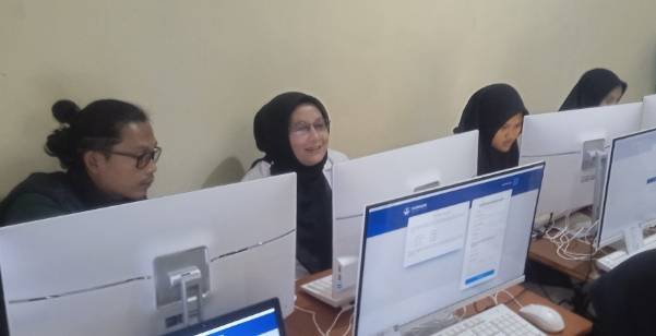 Laksanakan TKA PKBM Hidayah Galuh Ciamis Dorong Siswa Miliki Sertifikat Kompetensi