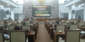 Sidang Paripurna DPRD Garut Bahas Raperda APBD 2026 Diwarnai Aksi Walk Out Fraksi PDIP