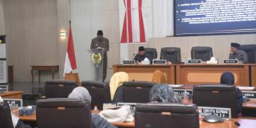 Bupati dan Wabup Sukabumi Hadiri Paripurna, Bahas Sejumlah Agenda Penting