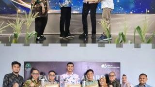 Perlindungan Pekerja Terbaik Kabupaten Bandung Raih Paritrana Award 2025