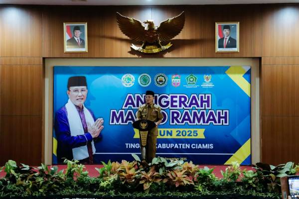 Bupati Herdiat Tegaskan Penguatan Peran Masjid Lewat Anugerah Masjid Ramah 2025 di Tengah Tantangan Moral Generasi Muda