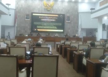 Kehadiran Legislator Dalam  Sidang Paripurna DPRD Garut Disorot, Ahmad Bajuri : Pimpinan Lalai Jalankan Fungsi Pengendalian Presensi