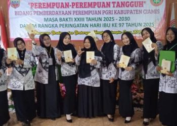 PGRI Ciamis Launching Buku “Perempuan-Perempuan Tangguh”, Angkat Peran Guru Perempuan Menuju Indonesia Emas 2045