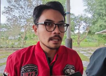 DPC PDIP Kabupaten Garut Menggelar Penanaman Pohon di RTH Copong
