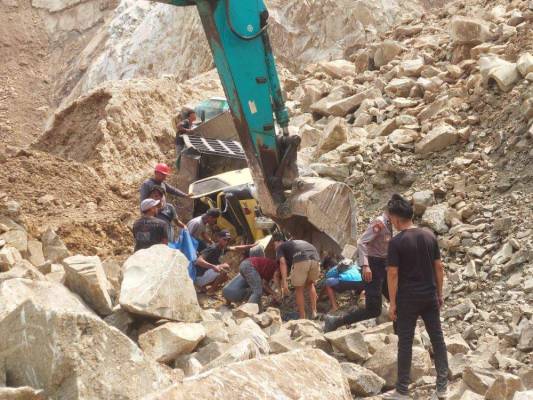 Mohamad Grandy : Tambang Ilegal di Subang, Masyarakat Menunggu Keberanian Kang Dedi Mulyadi