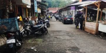 Defisit dan Efisiensi Anggaran Daerah Tekan Ekonomi Rakyat, Pasar Manis Ciamis Terlihat Lengang