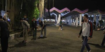Gotong Royong Jadi Identitas Ciamis, ASN Turun Langsung Bersihkan Ruang Publik di Malam Hari