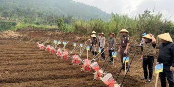 Program Penanaman Jagung Serentak diahan Wilayah Garut di Gagas Oleh Polda Jabar