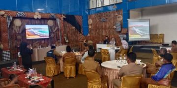 Sejumlah Desa dan Kelurahan di Kabupaten Garut Hadiri Arahan dan Evaluasi DPMD Provinsi Jabar