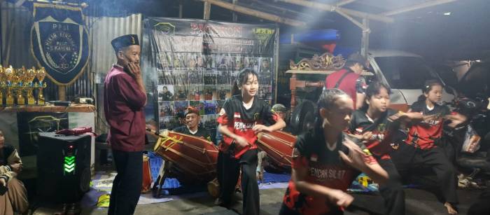 Padepokan Mekar Kencana Boyong 13 Tropi Pasanggiri Pencak Silat Jawara Wibawa Sajati 2 Darma Saputra se Jawa Barat