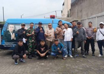 Legislator Fraksi Demokrat Anton Ahmad Fauzi Penuhi Janji Berikan Mobil Siaga