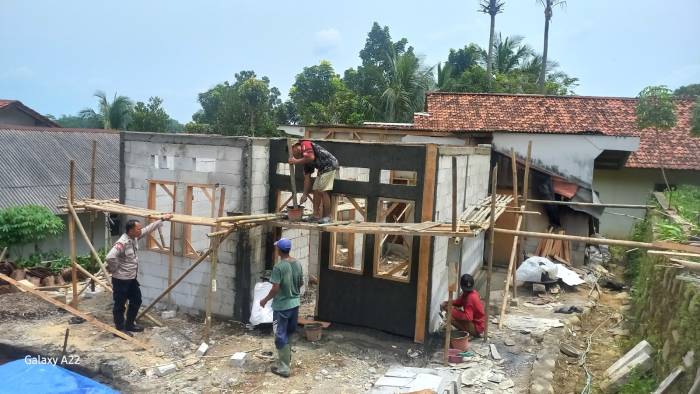 Bhabinkamtibmas Jatiluhur Monitoring Program Rutilahu Polri 2026 Di Desa Cibinong