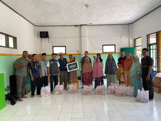 PMII dan Relawan Nusantara Salurkan Bantuan Pangan di Ciamis, Siapkan Program Pemberdayaan UMKM