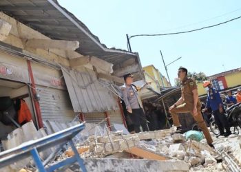 Kanopi  Pasar Soreang Ambruk Tewaskan Satu Orang, Wabup Bandung Sampaikan Duka