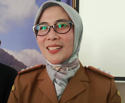 Dr. Nur Hazanah Gantikan Hj. Tati Suharyati Sebagai Camat Margahayu, Ini Langkah Pertama Kerjanya