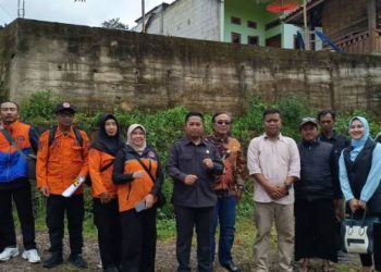 Komisi II DPRD Garut Tinjau Pergerakan Tanah di Telagawangi, 130 KK Terdampak