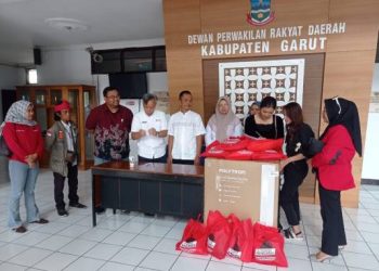 Pererat Silaturahmi di Momen Lebaran, Yudha Puja Turnawan Gelar Donor Darah di DPRD Garut