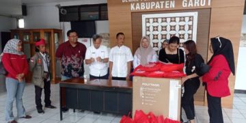 Pererat Silaturahmi di Momen Lebaran, Yudha Puja Turnawan Gelar Donor Darah di DPRD Garut