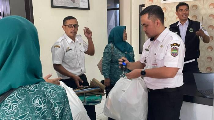Bayar Pajak Pakai Sampah, Inovasi Sindangrasa Ringankan Warga di Tengah Tekanan Ekonomi