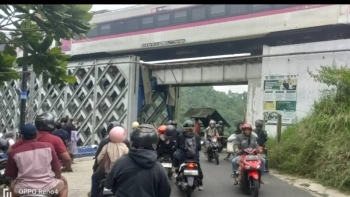Pungli atau Sukarela? Ini Penjelasan Lengkap di Balik Jembatan Cirahong Ciamis