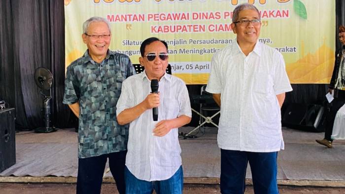 Foto : Dari kiri ke kanan H Yayat Supriatna, mantan sekda banjar, H Ajat Darajat Pimpinan Naratas Group serta  Direktur Ps Idaman