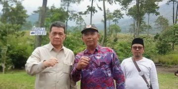 Perangkat Desa Garut Sampaikan Aspirasi Status kepada Wamendes di Tegal Malaka