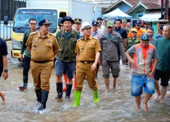 13 Kecamatan di Kabupaten Bandung Terdampak Banjir dan Angin Kencang, Bupati  Sedang Asesmen Rumah yang Terdampak