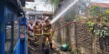 Kebakaran Rumah di Tarkid Garut Berhasil Dipadamkan Dalam 30 Menit