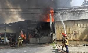 Toko Besi dan Mebel di Garut Ludes Terbakar, Kerugian Capai Rp2 Miliar
