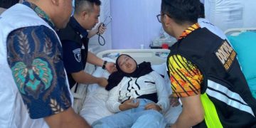 Polda Jabar Berikan Layanan Kesehatan Kepada Pendemo Saat May Day Fiesta di Monas