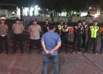 Polsek Majalaya Polresta Bandung Menggelar Apel Gabungan Dalam Rangka Perkuat Sinergi Kamtibmas Bersama Elemen Masyarakat