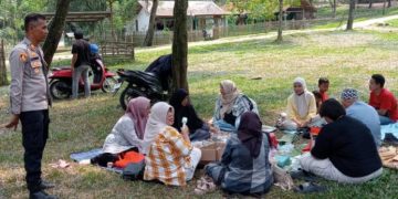 Libur Kenaikan Isa Almasih, Kapolsek Sukasari Turun Langsung Pantau Keamanan Wisata Parang Gombong