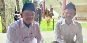 Bukan Sekadar Warga Belajar, Kepala Desa hingga RT Ikut Lulus Paket C di PKBM Hidayah Galuh Ciamis