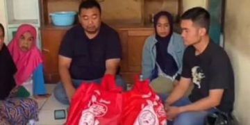 Tiga Lansia Duafa Penyandang Disabilitas di Wilayah Bayongbong di Kunjungi Oleh Yuda Puja Turnawan