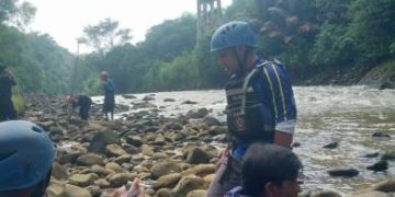 Pria Diduga Bunuh Diri Loncat dari Jembatan Cirahong, Tim Gabungan Lakukan Pencarian