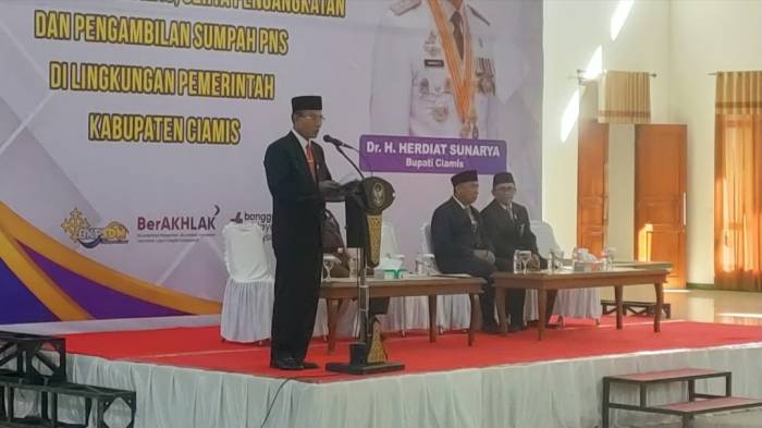 Herdiat Ingatkan ASN Ciamis Jangan Minta Dilayani Masyarakat Saat Pelantikan dan Pengambilan Sumpah