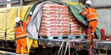 Bagikan Dividen 329,3 M, Solusi Bangun Indonesia Lanjutkan Transformasi Bisnis