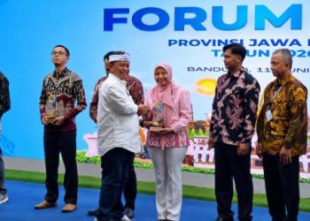 Solusi Bangun Indonesia Raih Penghargaan di Forum CSR Jawa Barat 2026
