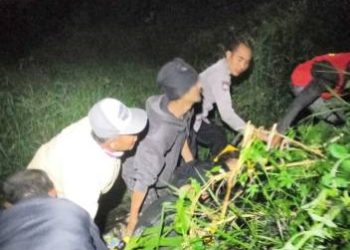 Perempuan yang Loncat dari Jembatan Sasak Besi Berhasil di Evakuasi Jajaran Polsek Bayongbong