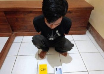 Seorang Pria Diduga Pelaku Bongkar Rumah Warga Berhasil Diamankan Polsek Singajaya Polsek Singajaya