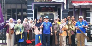 Hari Lingkungan Hidup Sedunia 2026, Disdukcapil Ciamis Turun Tangan Bersihkan Jantung Kota