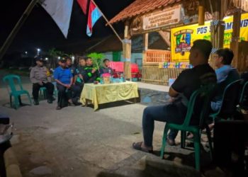 Sambut HUT Bhayangkara ke-80, Kapolsek Jatiwangi Pererat Silaturahmi dan Apresiasi Pos Kamling Desa Sutawangi ​