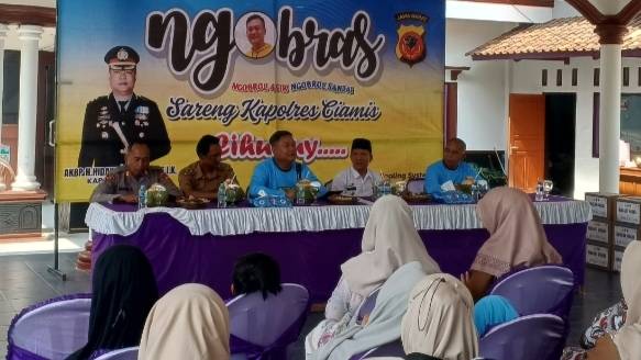 Ngobras di Banjarsari, Kapolres Ciamis Serukan Kebersamaan Jaga Kamtibmas